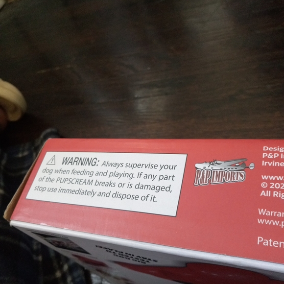 NEW GoSports Pupscream Parlor Non-Slip Frozen Dog Treat Ice Cream Holder No Mess - Picture 7 of 13